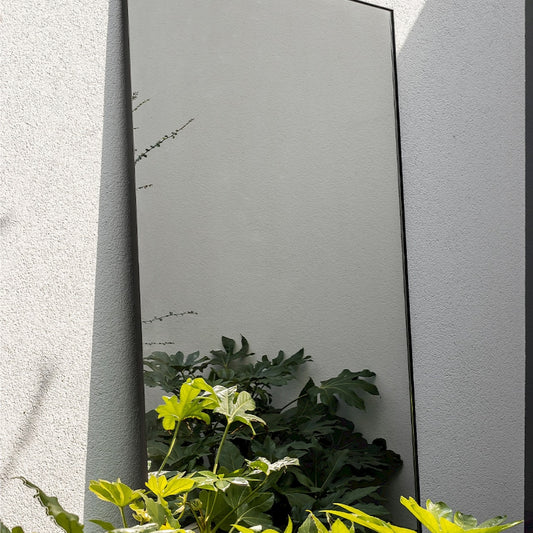 Lucka Outdoor Black Sur Mesure